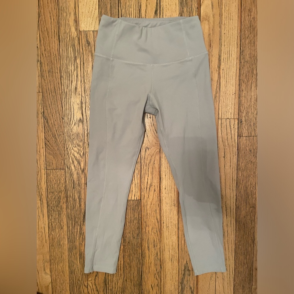 Gray woman athletic leggings XS